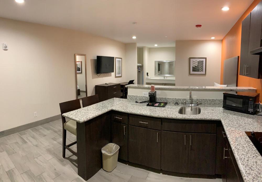 Deluxe King Studio interior